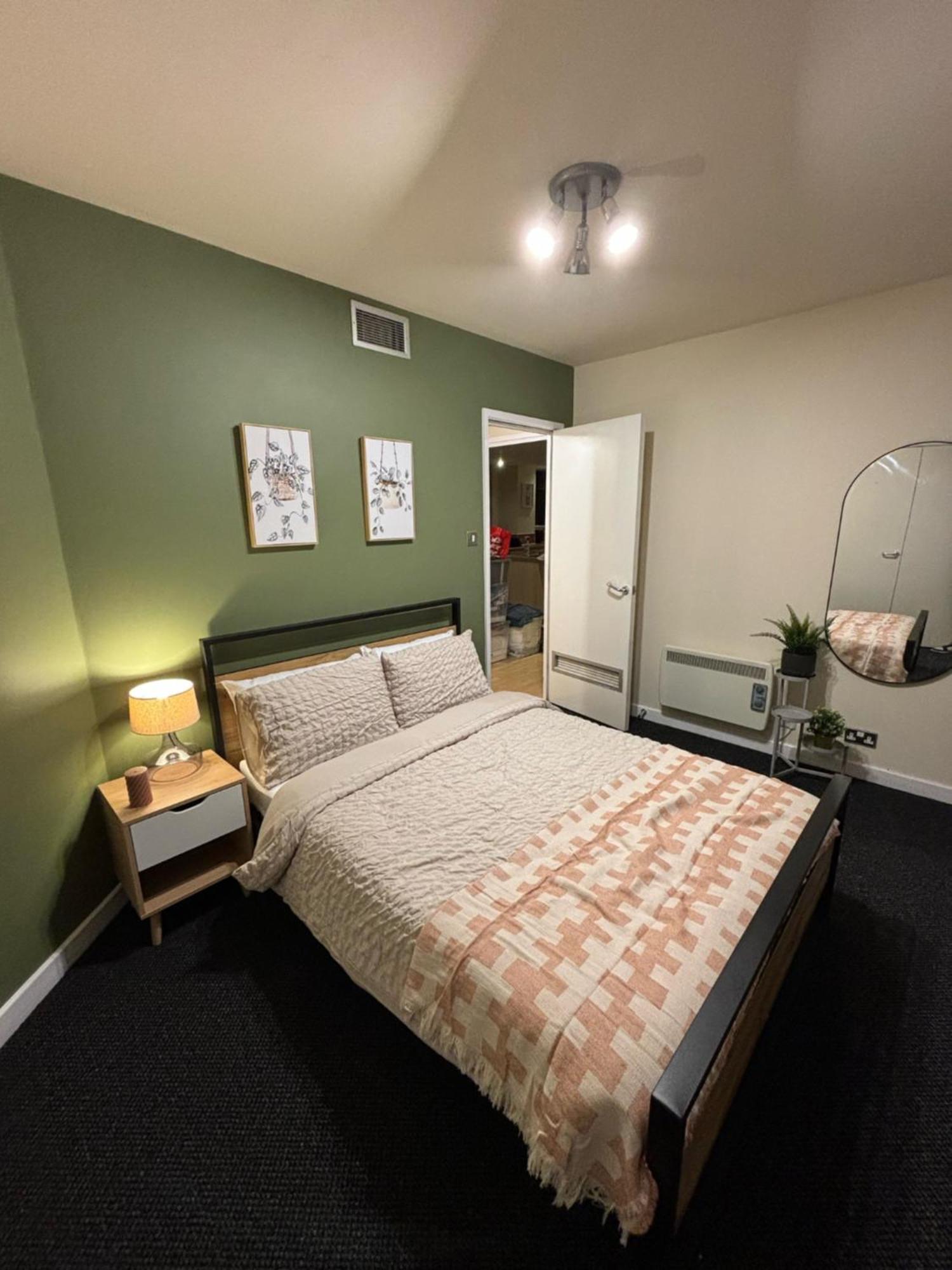 Modern 2 Bdr Flat In Nottingham City Centre With Free Parking ภายนอก รูปภาพ
