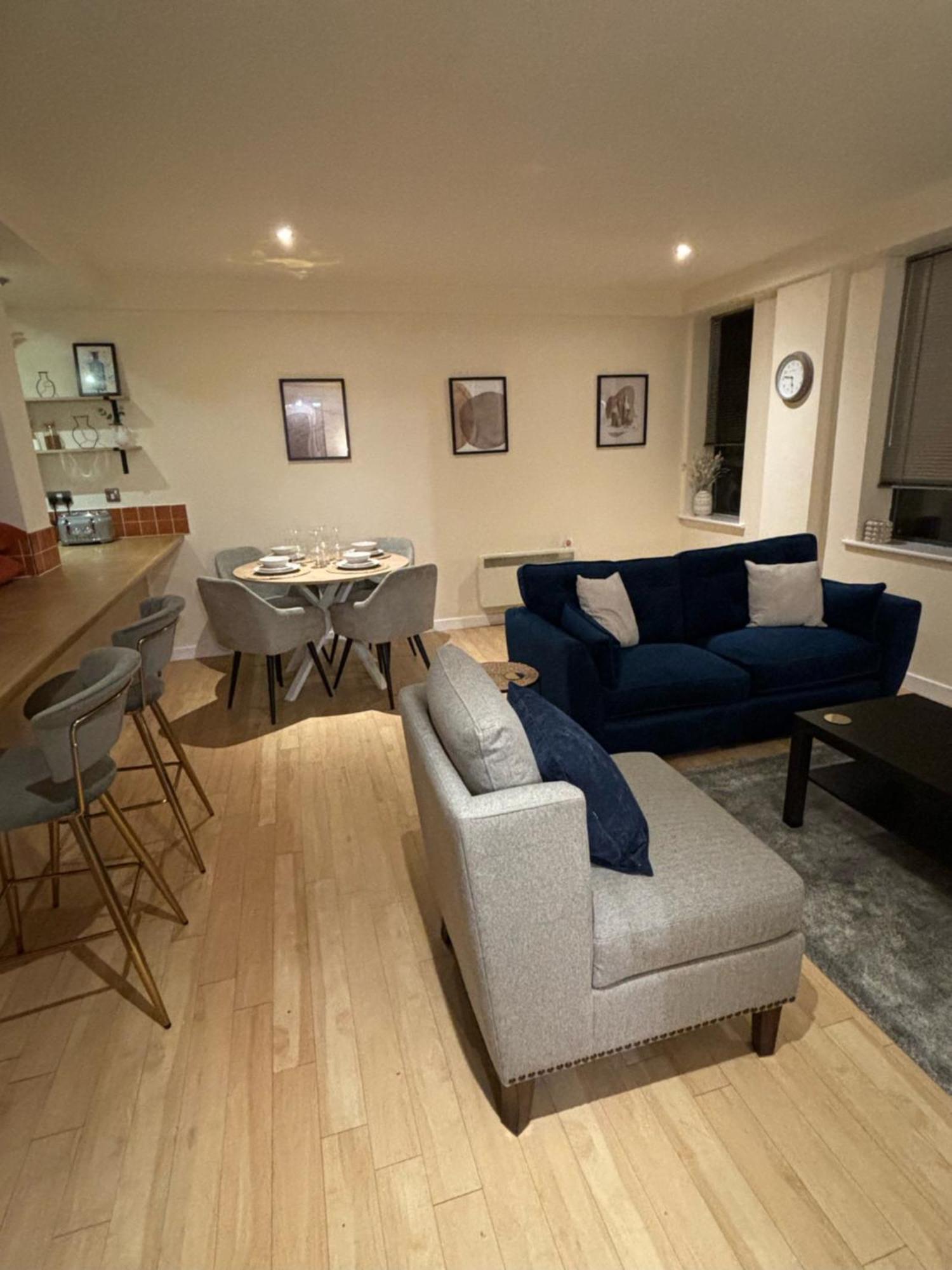 Modern 2 Bdr Flat In Nottingham City Centre With Free Parking ภายนอก รูปภาพ
