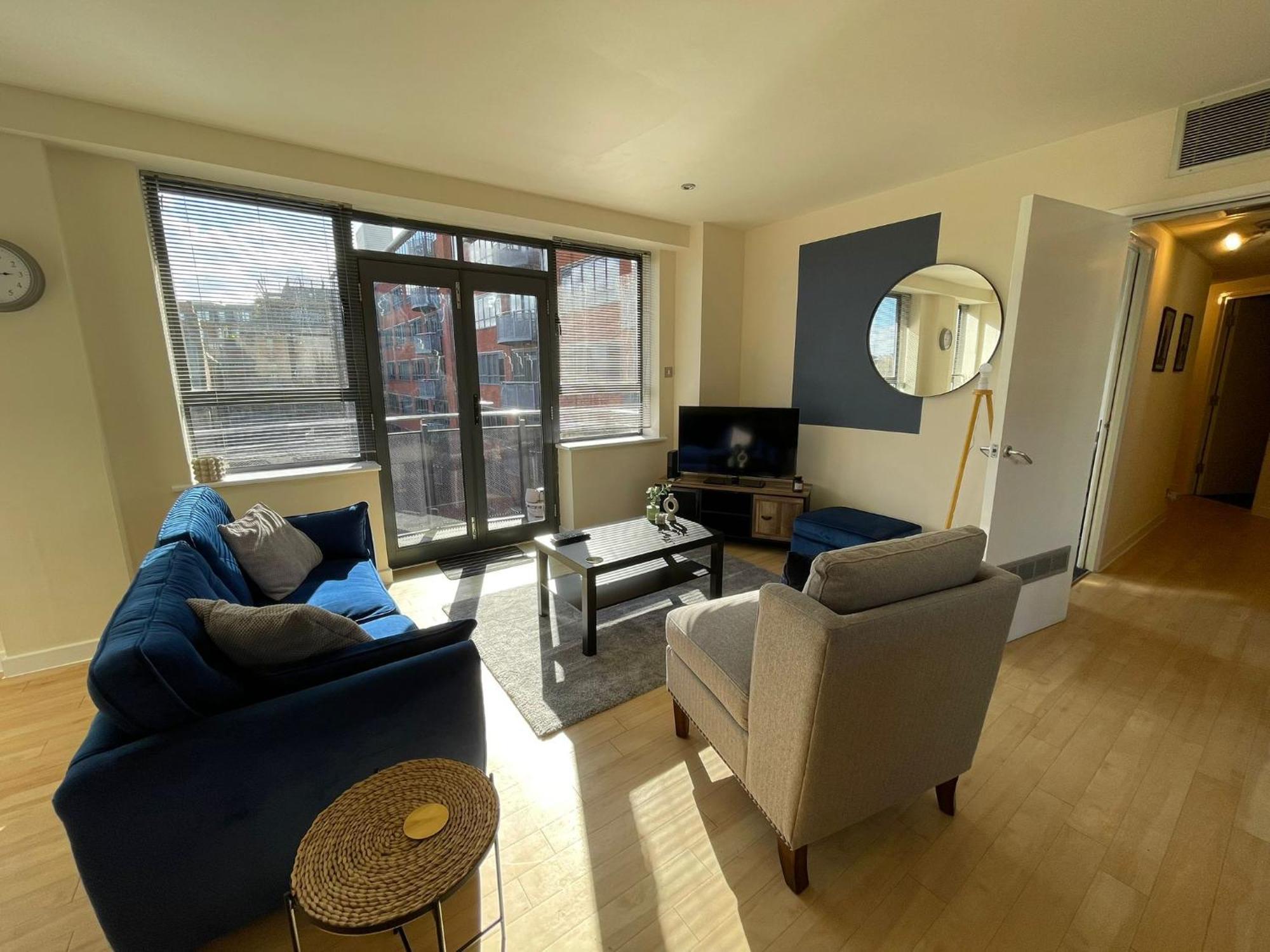 Modern 2 Bdr Flat In Nottingham City Centre With Free Parking ภายนอก รูปภาพ