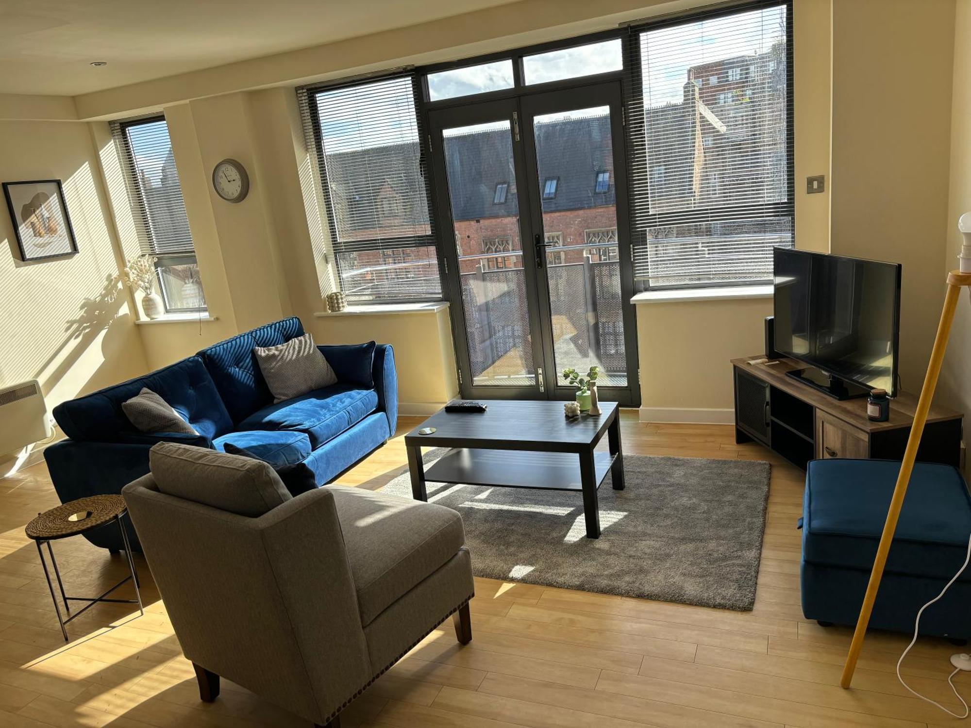 Modern 2 Bdr Flat In Nottingham City Centre With Free Parking ภายนอก รูปภาพ